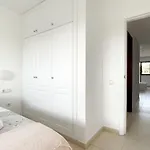 B-rent El Royal * كوراليهو
